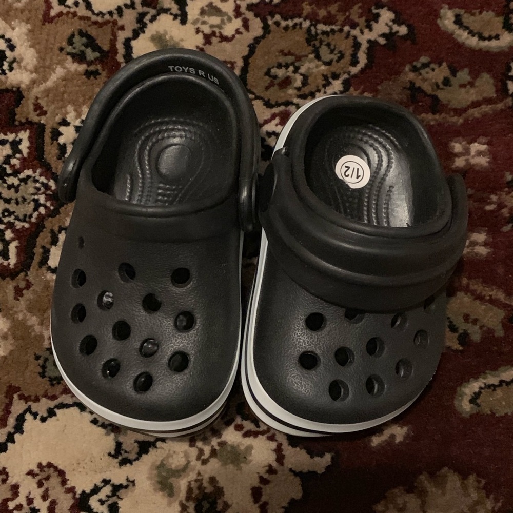 Infant crocs toys r us brand